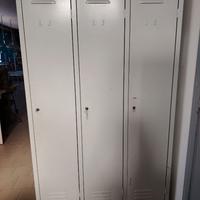 Armadietto a 3 scomparti in metall