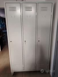 Armadietto a 3 scomparti in metall