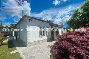 Villa mono familiare indipendente con giardino