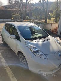 Nissan Leaf elettrica 