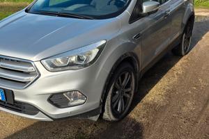 Ford Kuga 1.5 120 cv diesel cambio aut. BUSINESS