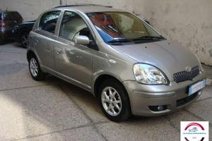 TOYOTA - Yaris - 16V 5 porte Sol *km 38000*