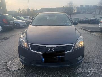 Kia Ceed cee'd 1.4 90CV 5p. LX neo patentato
