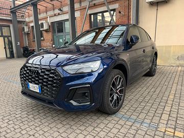 Audi Q5 sportback S-Line 2.0 tdi 204cv
