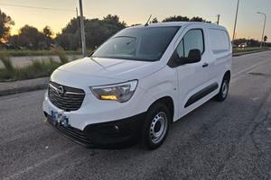OPEL Combo Cargo 1.5 Diesel 100CV PC 650kg Editi