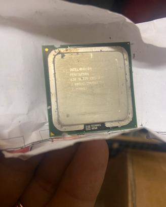 3 Processori cpu pentiim 4 xeon
