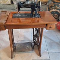 macchina da cucire Singer anni 60