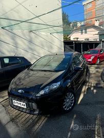 Ford Fiesta 1.2 60CV 5 porte neopatentati euro5