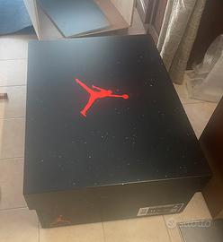 Mobile/scatola da scarpe “Jordan”