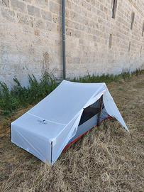 TENDA ULTRALEGGERA FORCLAZ MT 900. SOLO 1,3 Kg 2 p