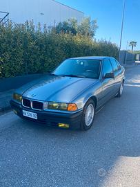 BMW E36 318i