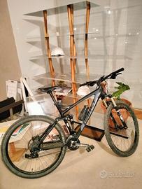Mountain Bike Ghost AMR 29 XL 52 cm in Carbonio