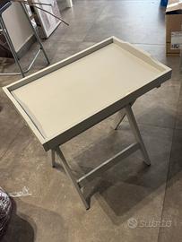 Tavolino da the o caffe