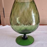 vaso vintage a forma di calice verde anni sessanta