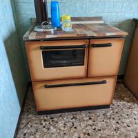 Cucina a legna marca De Manicor