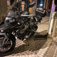 Benelli 502X