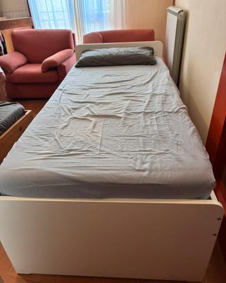 Struttura Letto e materasso Ikea