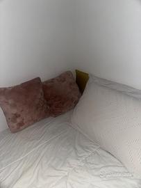 Posto letto per solo donne