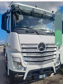 Mercedes actros 18/45  dicembre 2013