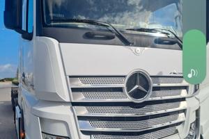 Mercedes actros 18/45  dicembre 2013
