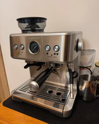 Macchina da caffè Cecotec con maccinacaffè integ.