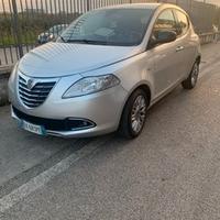 LANCIA Ypsilon - 2012 Permuta