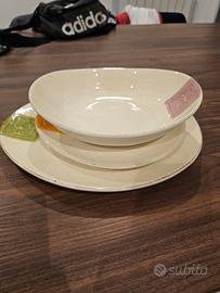 Servizio di piatti thun