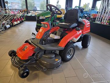 Trattorino rasaerba Husqvarna R 216T AWD