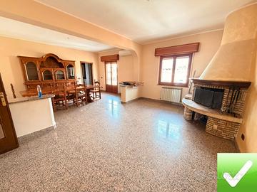 Ampio Appartamento Con Posto Auto Mortara