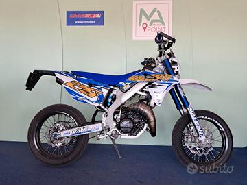 Suzuki Valenti S01 50