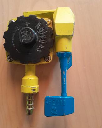 attacco bombola gas