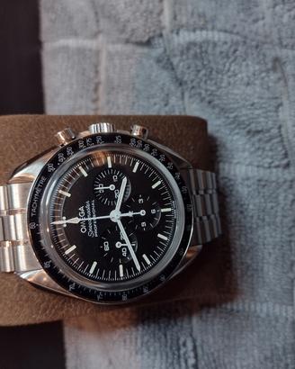 Omega speedmaster MoonWatch 