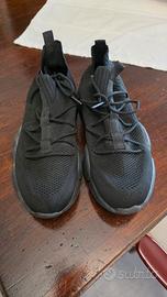 Scarpe sportive