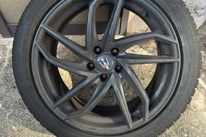 Cerchi / cerchioni gommati R19 245/45