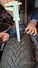 Gomme invernali con cerchi 