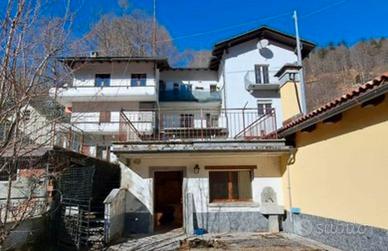 Villetta bifamiliare a Meis