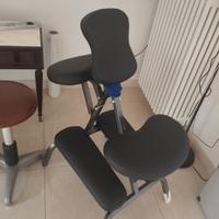 Sedia per tatuaggi o massaggi