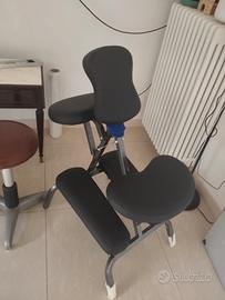 Sedia per tatuaggi o massaggi