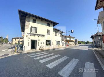 RISTORANTE CON CAMERE - 760M² - (UD)