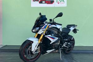 BMW S 1000 R in promozione
