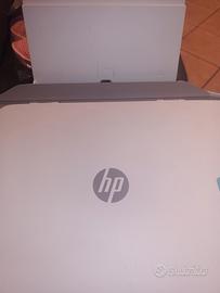 Multifunzione HP Deskjet 2720