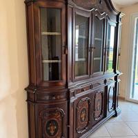 credenza mobile in stile