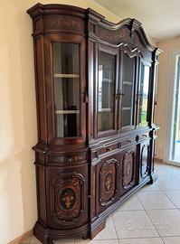 credenza mobile in stile