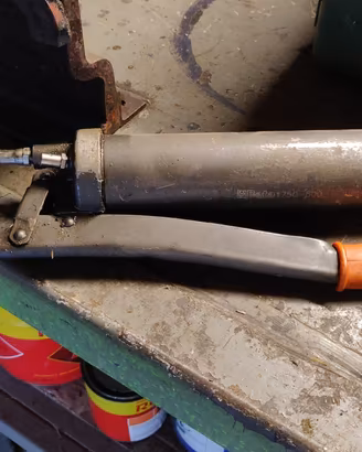 PISTOLA PER INGRASSAGGIO BETA