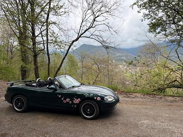 Mazda mx5 nb