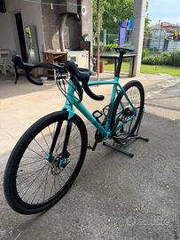 Bianchi impulso gravel 2023 usata tg. 57