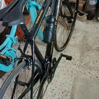 Tarmac Specialized in carbonio