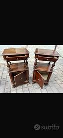 Copia comodini in legno vintage