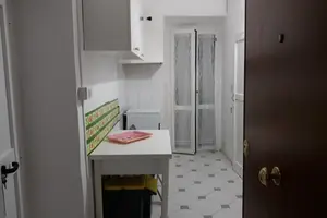MONTECOMPATRI a 25km da Roma casa arredata mq.30