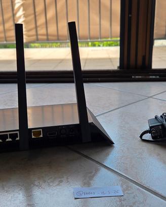 NETGEAR R7000 - OS: FreshTomato